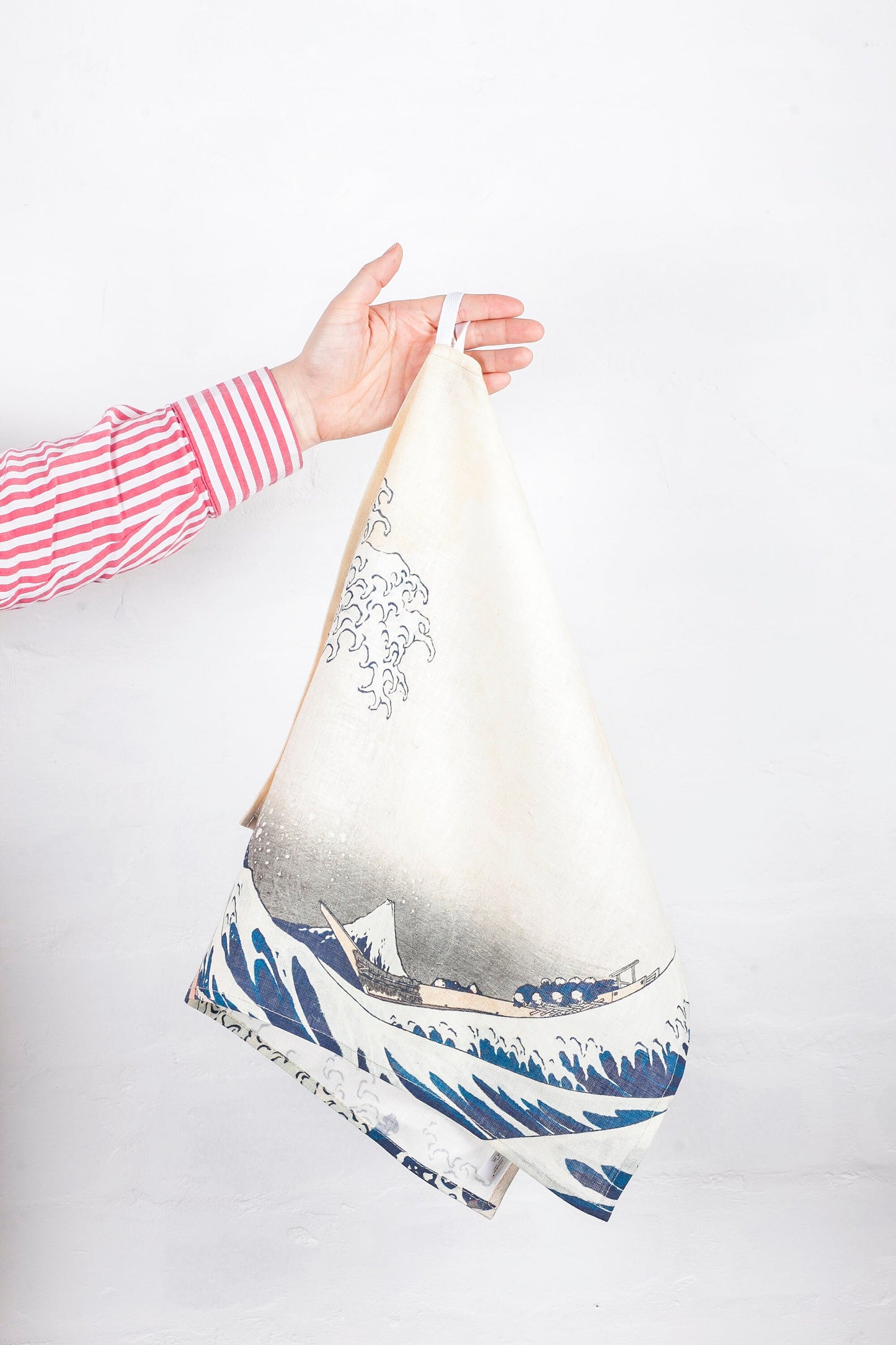 The great wave, apron, plus towel, Hokusai, Japan, 100% linen, hand made apron, kitchen decor, housewarming gift, linen apron, art print