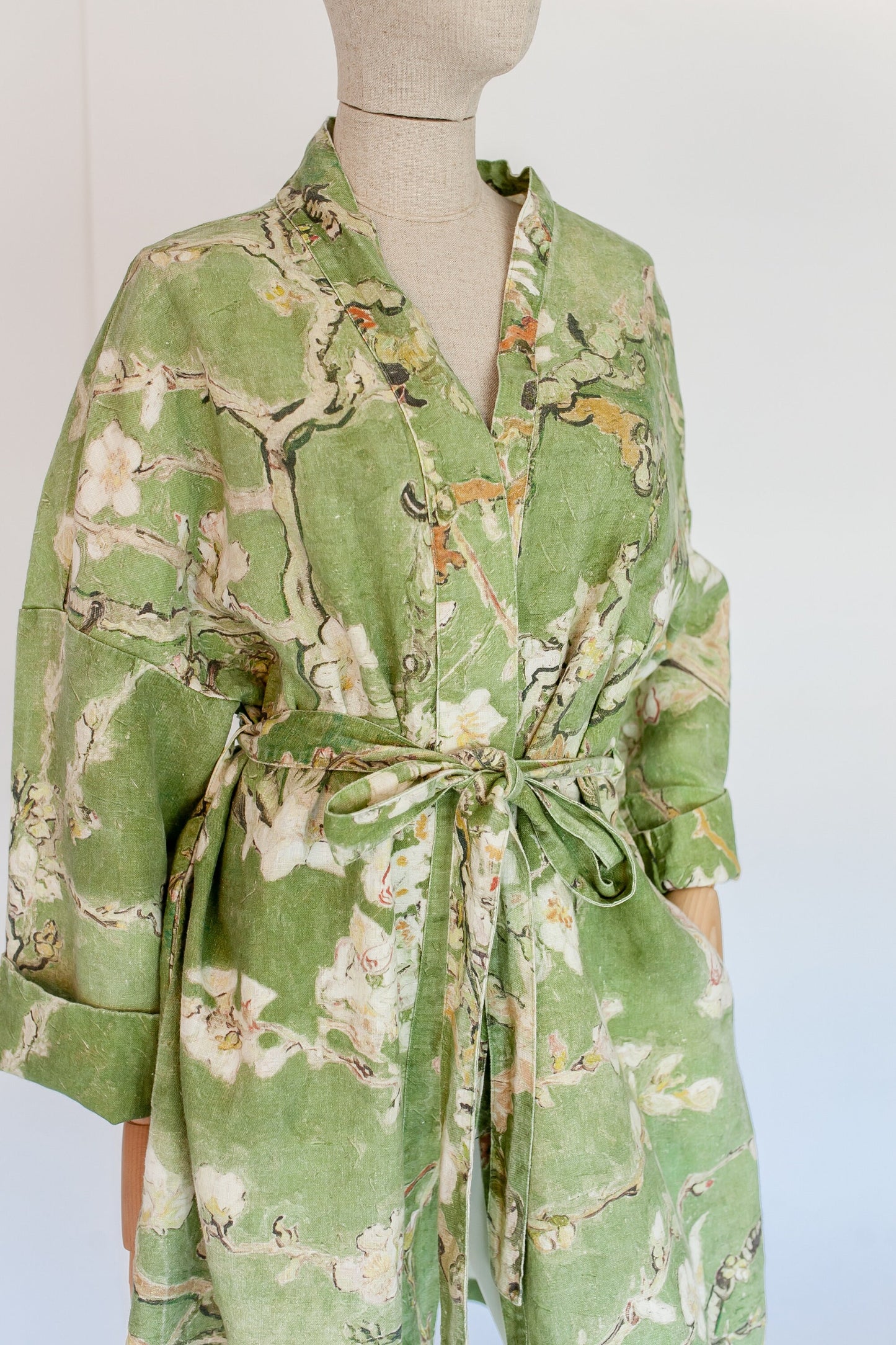 Kimono robe, Vincent van Gogh, kimono cardigan, bathrobe, Almond blossom, 100% linen, bridesmaid gift, Linen robe, linen, Linen bathrobe
