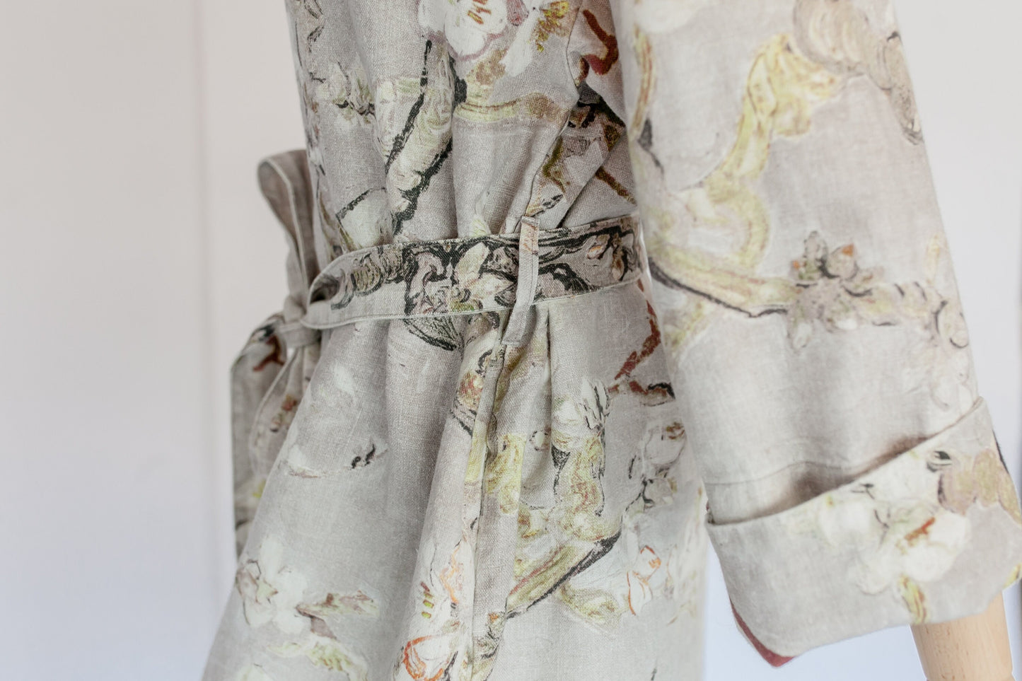 Kimono robe, Vincent van Gogh, kimono cardigan, bathrobe, Almond blossom, 100% linen, bridesmaid gift, Linen robe, linen, Linen bathrobe
