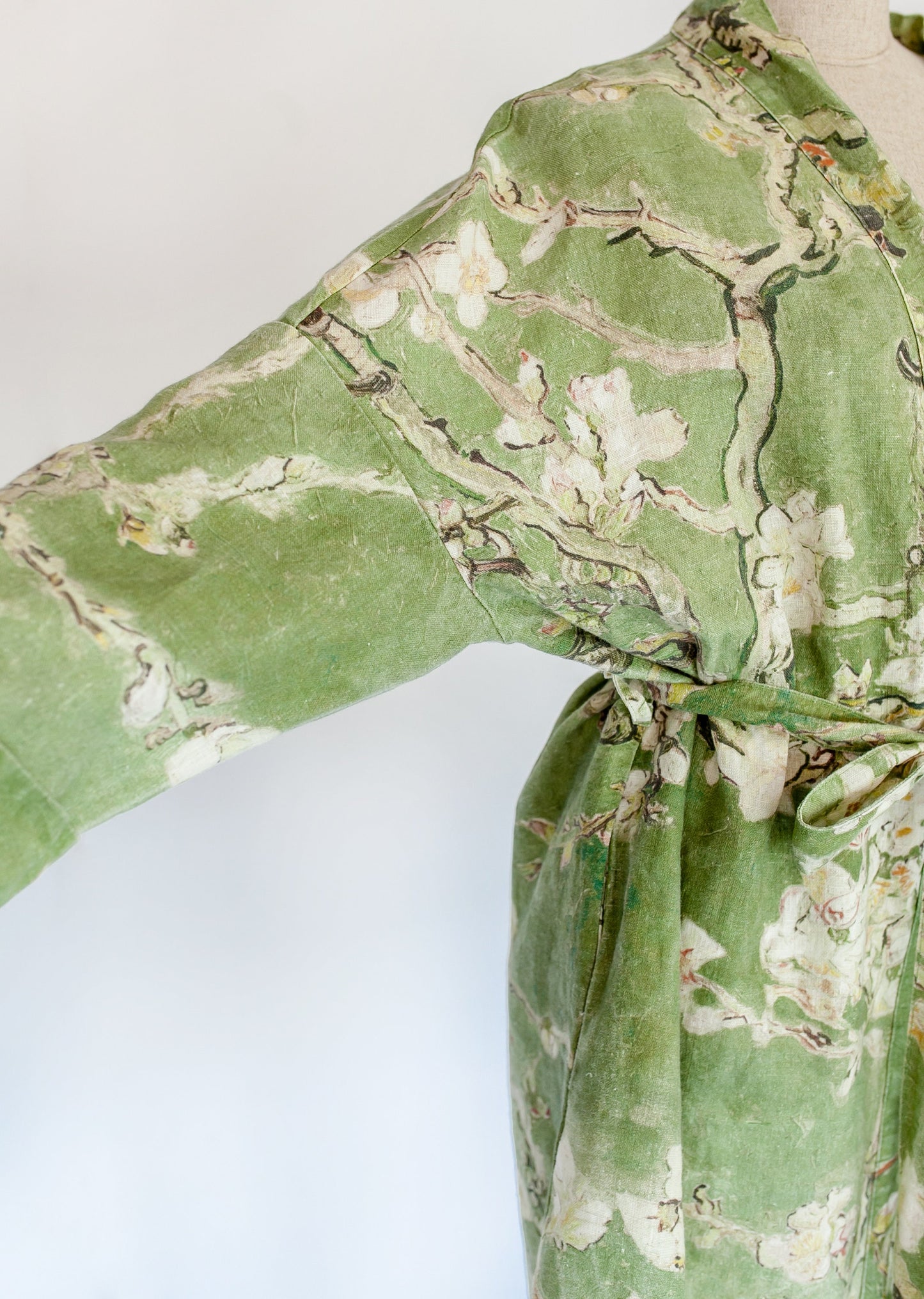 Kimono robe, Vincent van Gogh, kimono cardigan, bathrobe, Almond blossom, 100% linen, bridesmaid gift, Linen robe, linen, Linen bathrobe