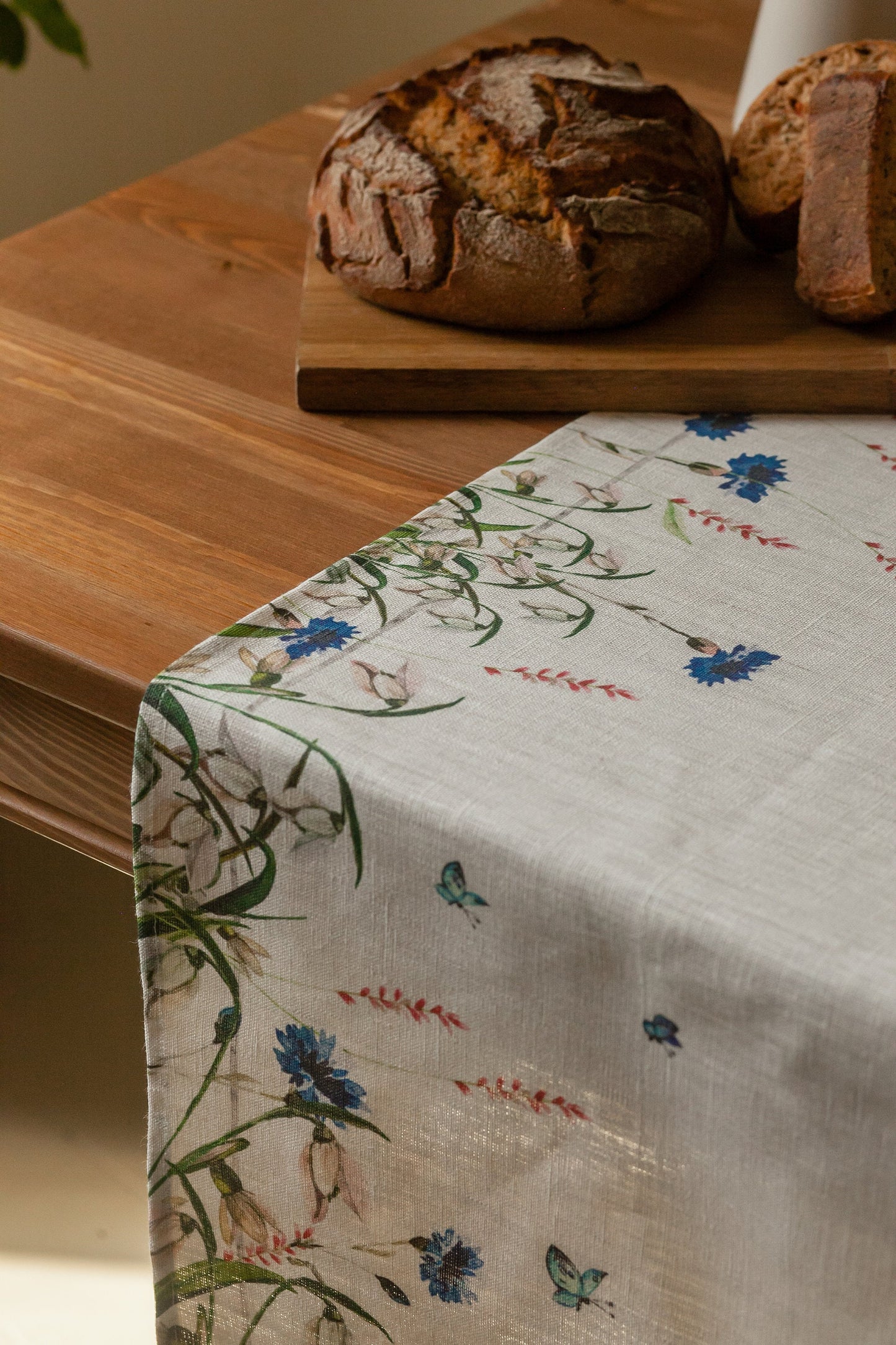 Linen table runner, Cornflowers, party table runner, 100% linen, table runner, coffee table runner, table cover, art on linen