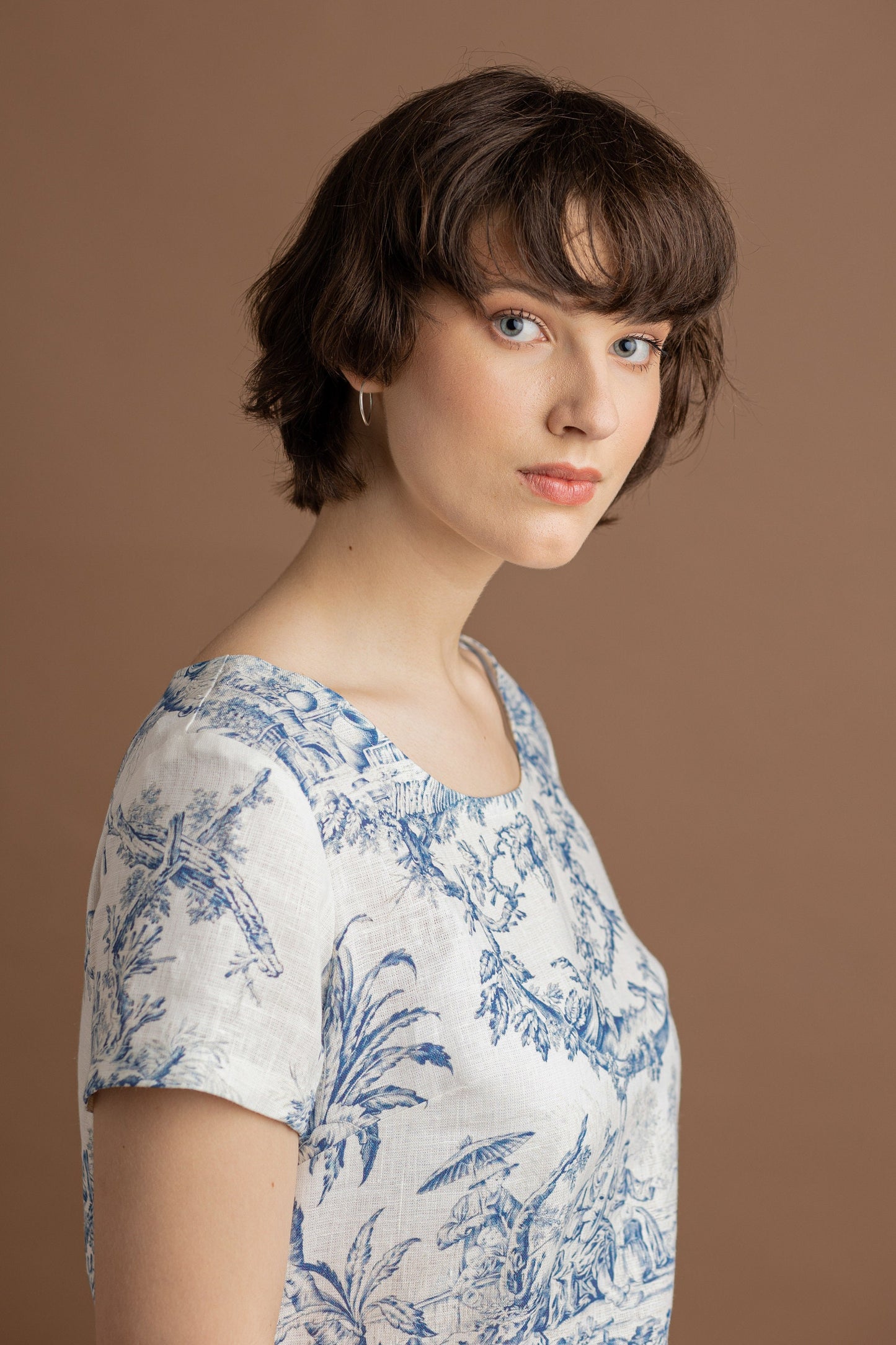 Toile de Jouy, Linen top, Chinoiserie, women blouse, linen shirt, 100% linen, blouse, sleeveless shirt, custom size shirt, linen tank top