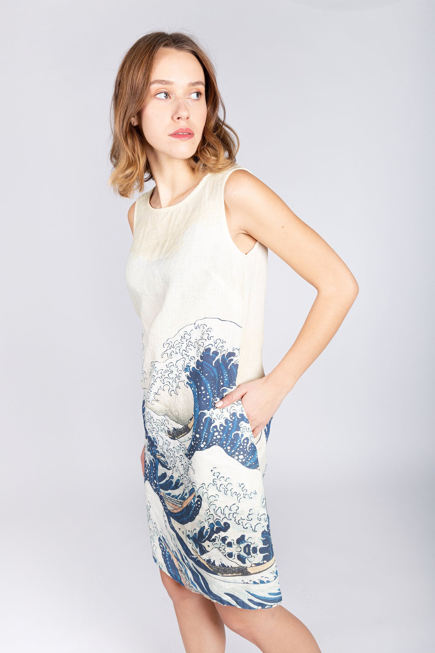 Linen dress, Hokusai The Great wave, sleeveless tunic, linen women dress, women dress with pockets, Linenislove