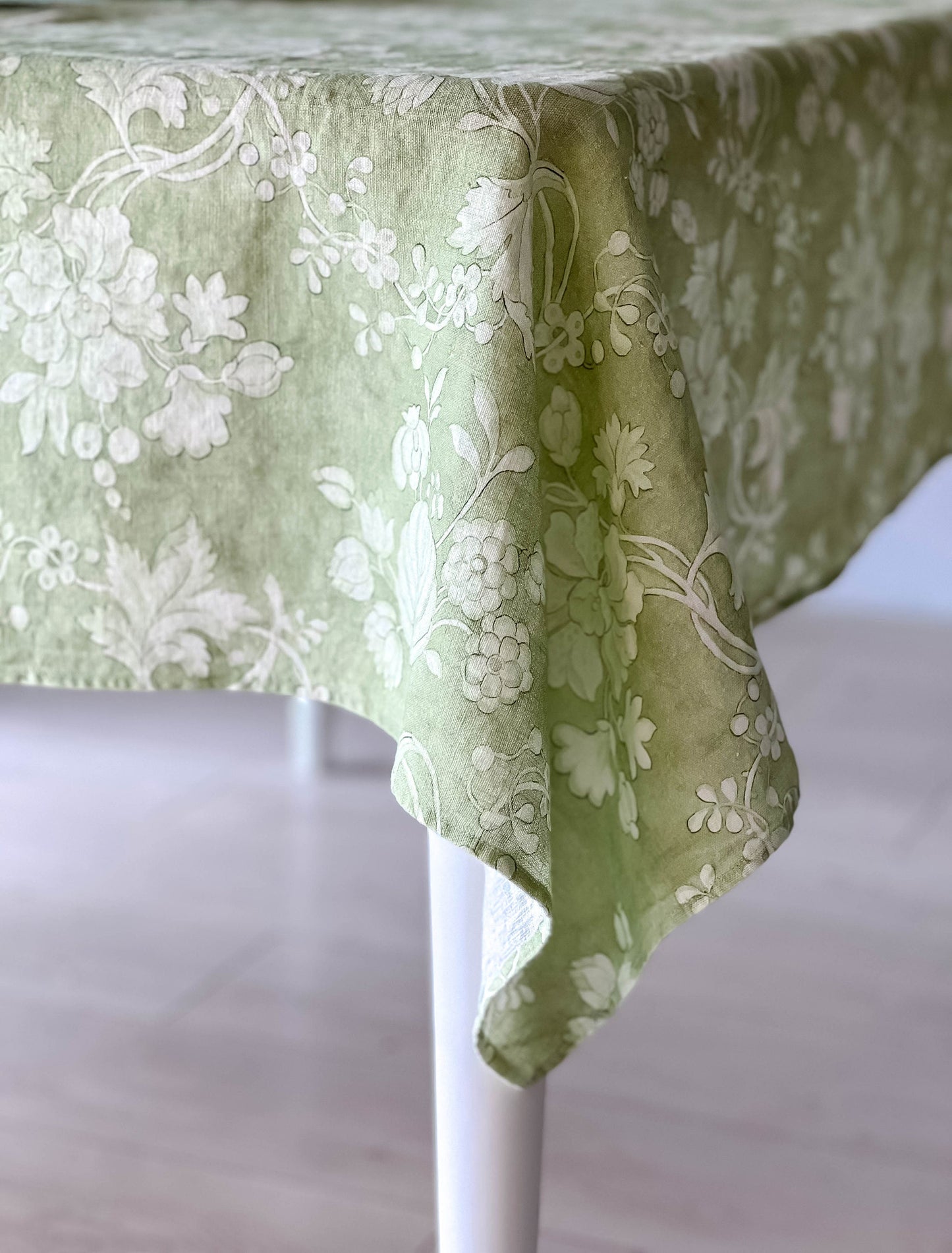 Tablecloth, Anna Maria Garthwaite, Spitalfields, 1752 - 1753, Matcha tablecloth, Vintage flower pattern, 100% linen