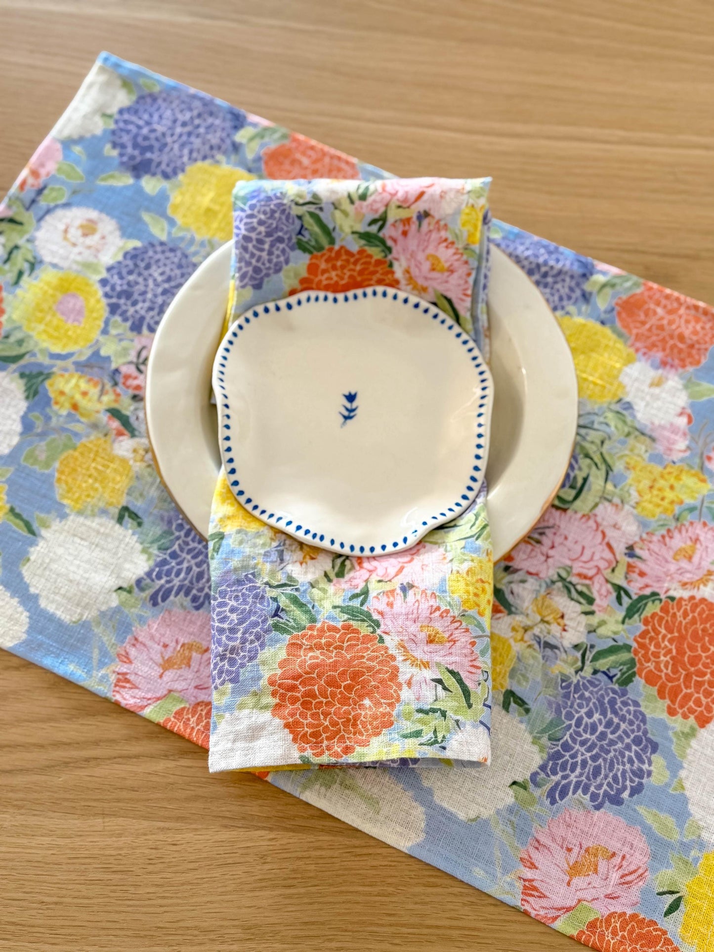 Placemats set, Aster and Dahlia, Summer table decor, 100% linen