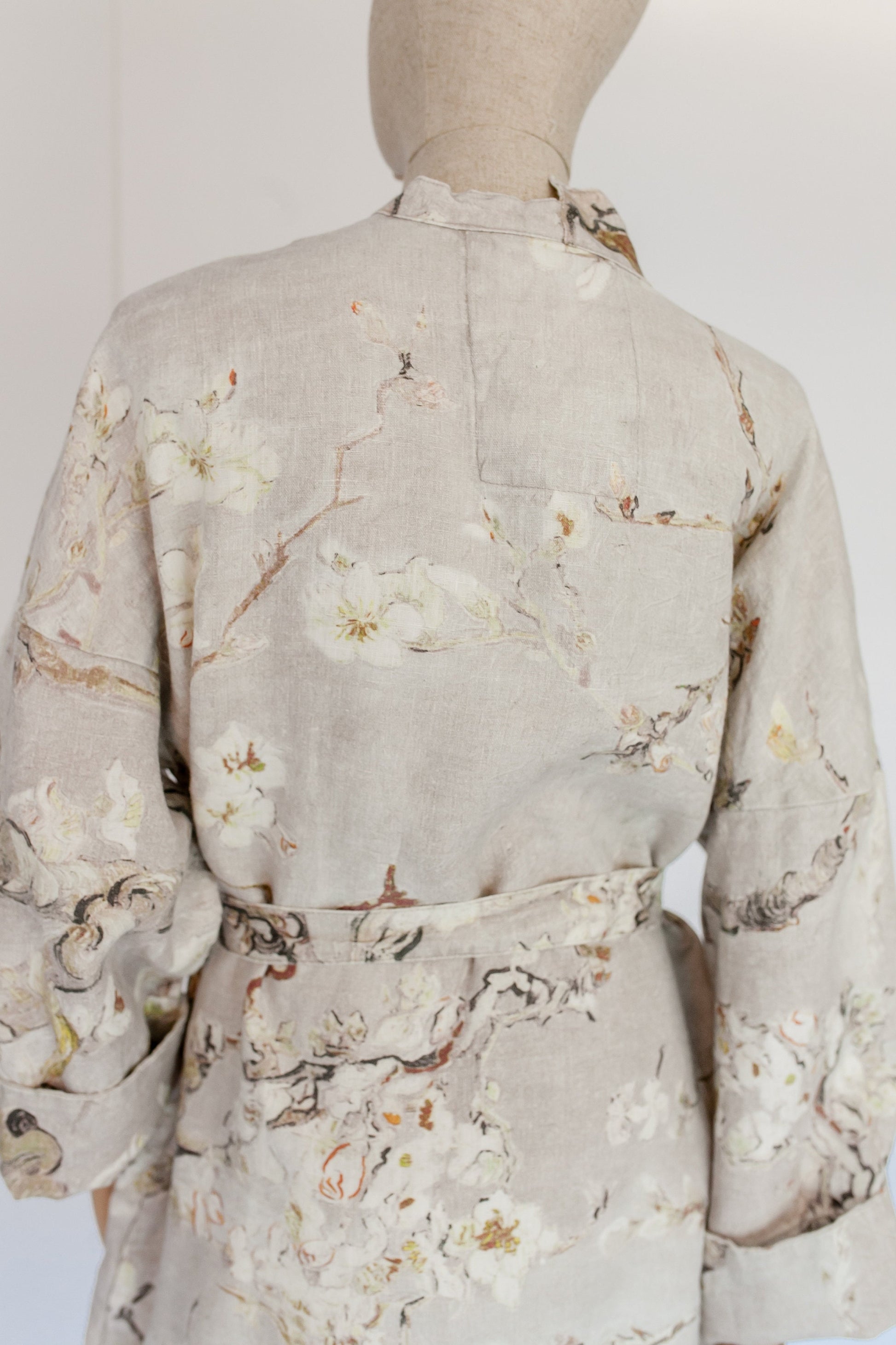 Kimono robe, Vincent van Gogh, kimono cardigan, bathrobe, Almond blossom, 100% linen, bridesmaid gift, Linen robe, linen, Linen bathrobe