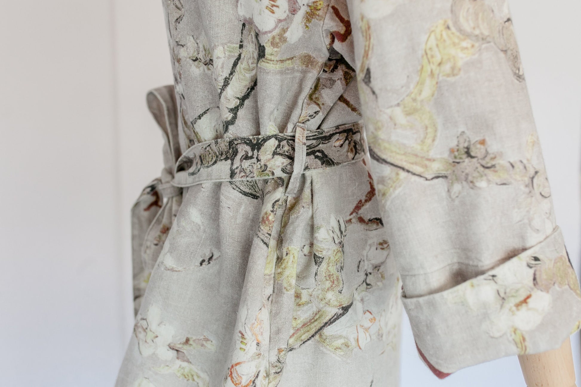 Kimono robe, Vincent van Gogh, kimono cardigan, bathrobe, Almond blossom, 100% linen, bridesmaid gift, Linen robe, linen, Linen bathrobe