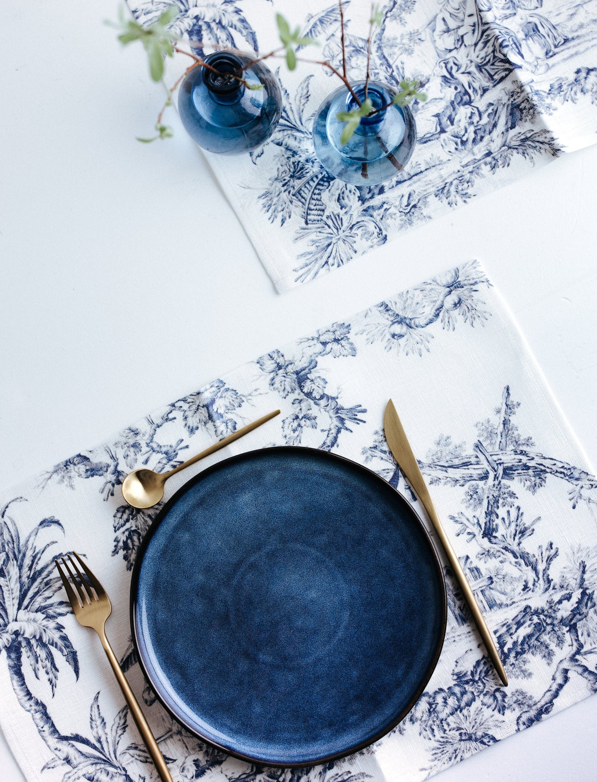 Placemats, Toile de Jouy, placemats set of 4, placemats set of 6, fabric placemats, linen placemats, placemats set