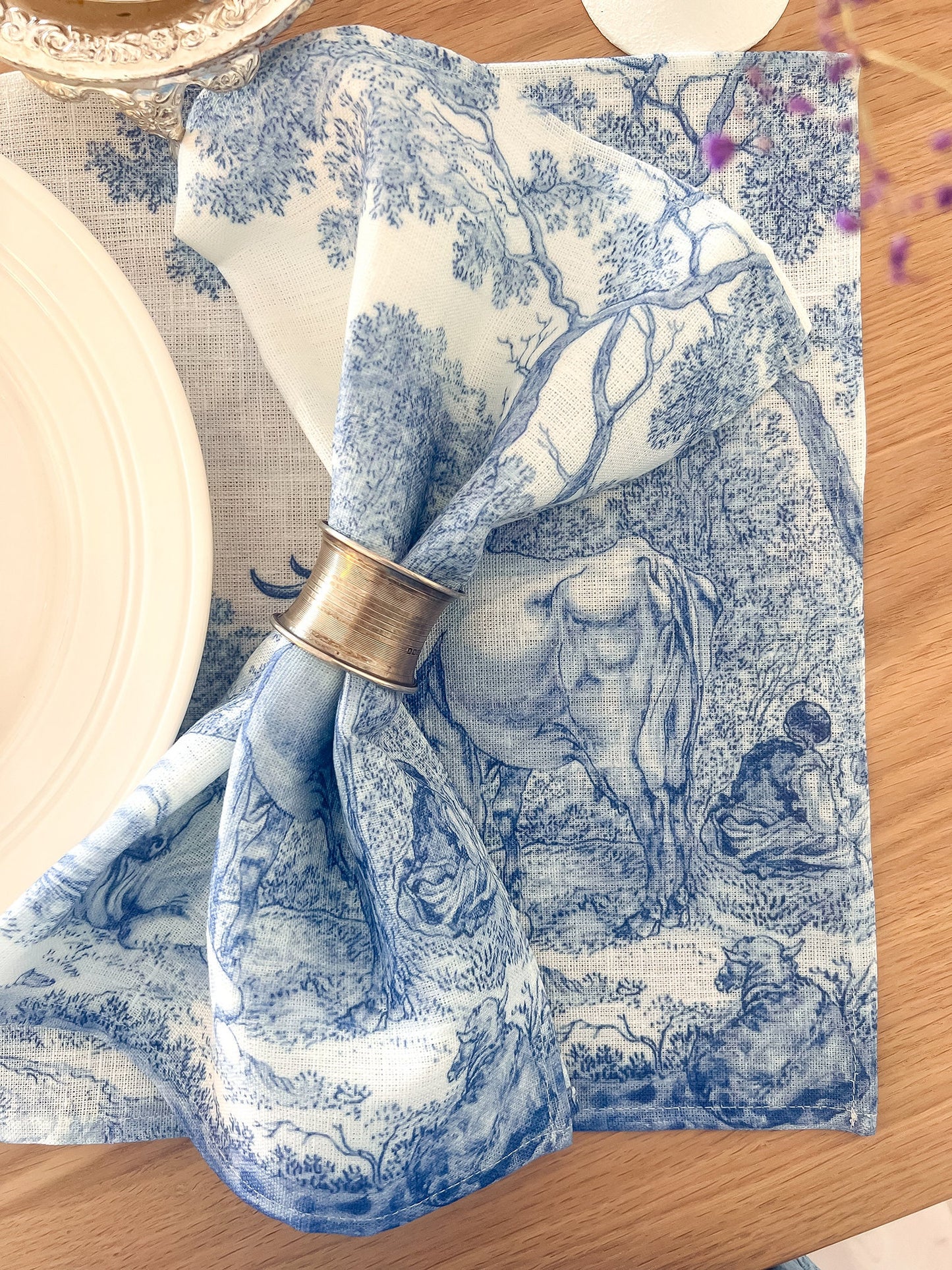 Linen napkins, Plaque with Elijah Fed by Ravens, anonymous, 1658, fabric napkins, toile napkins, blue white napkins