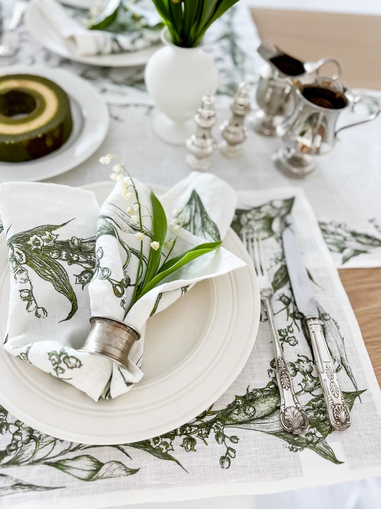 Napkins, Lily of the Valley, Plant napkins, linen napkins, Easter napkins, green napkins, fabric napkins