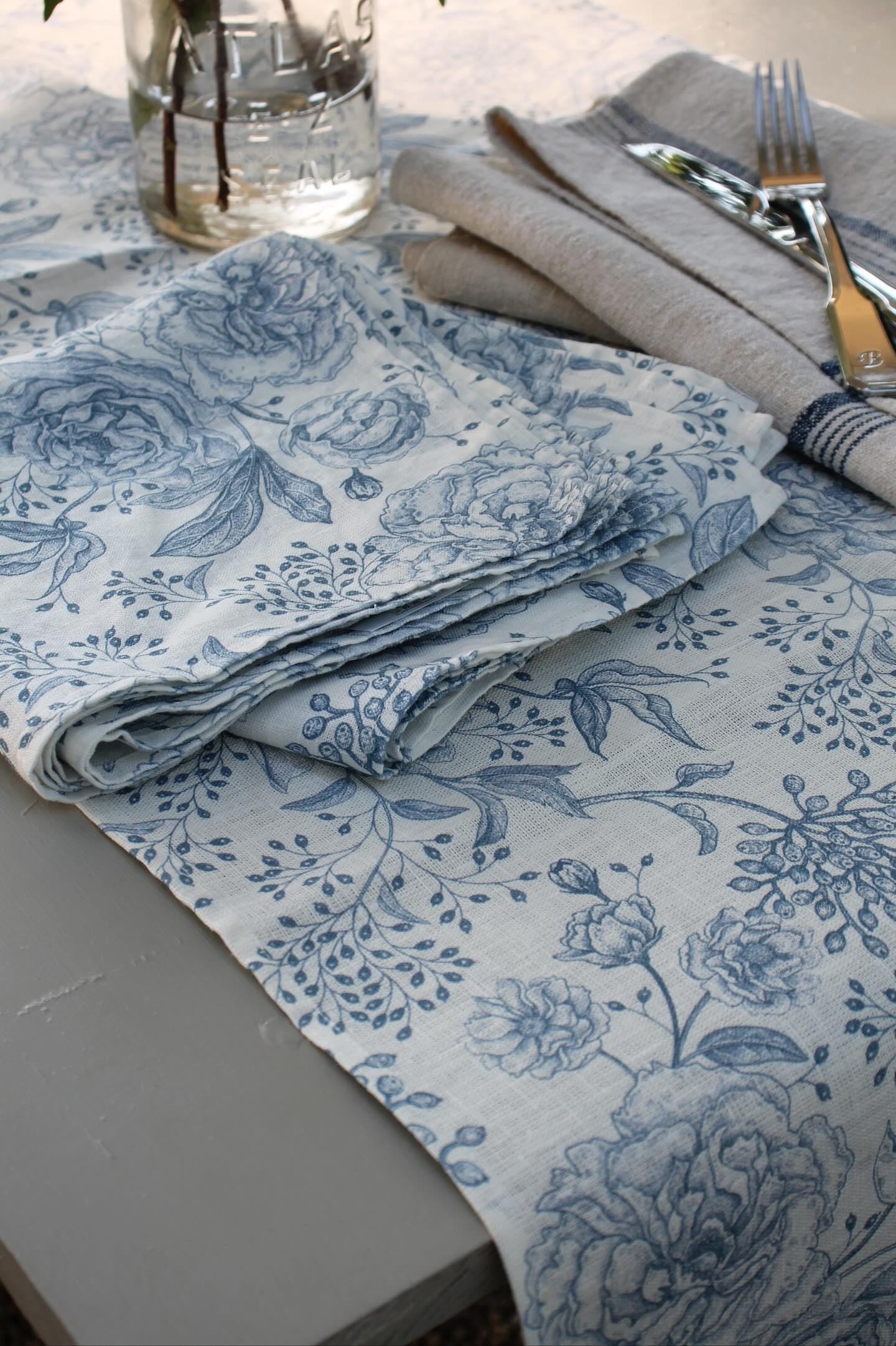Table runner, Floral Vintage, linen table runner, wedding gift, wedding table decor, linen table top, 100% linen, custom size