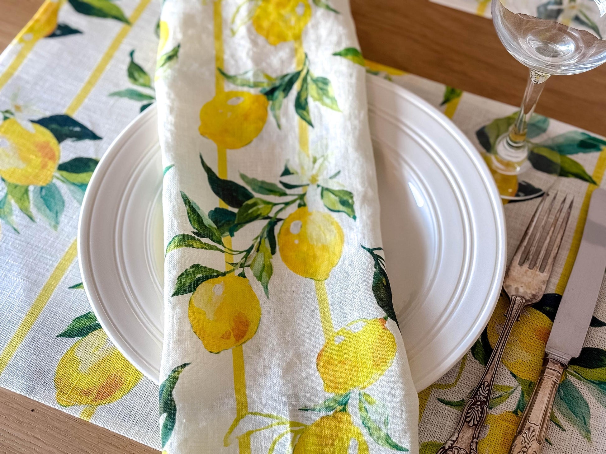 Napkins set, Tuscan Lemons, linen napkins, 100% linen