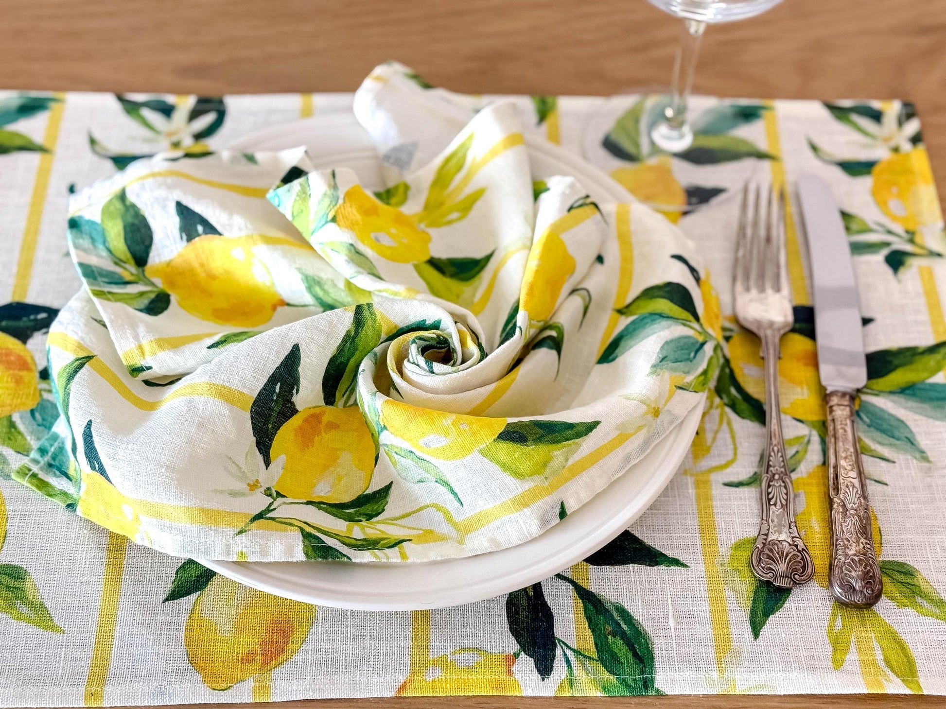 Napkins set, Tuscan Lemons, linen napkins, 100% linen
