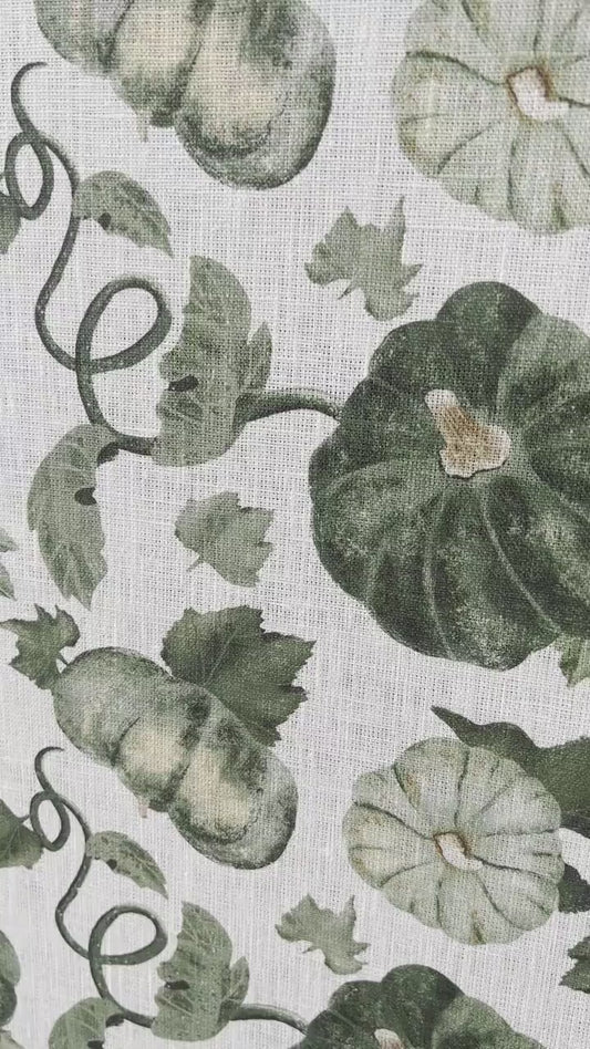 Pumpkins Table runner, Pumpkins decor, fall, fall linens, thanksgiving decor, linen table runner, 100% linen, Halloween decor